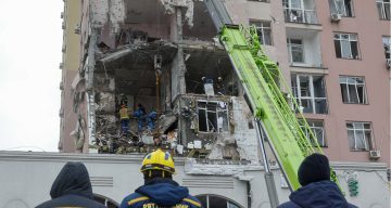 Rusya, Zelenskiy-Trump Görüşmesi Öncesi Ukrayna’yı Vurdu: 1 Ölü, 30 Yaralı