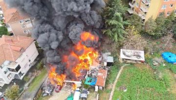 Sarıyer’de Oto Tamirhane Deposunda Korkutan Yangın