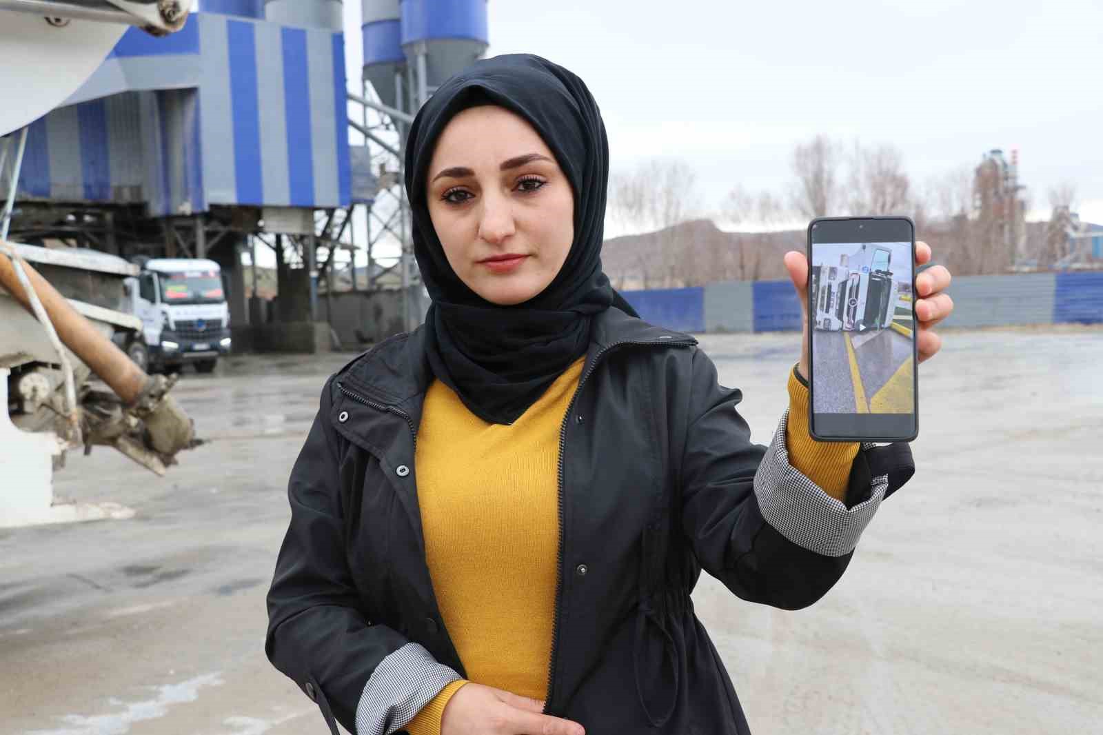 Sivas’ın İlk Kadın Tır Şoförü Rabia Demir Trafik Kazası Geçirdi