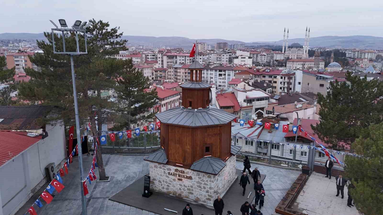 Sivas’ın Zamana Tanıklık Eden Saat Kulesi Yeniden Aramızda