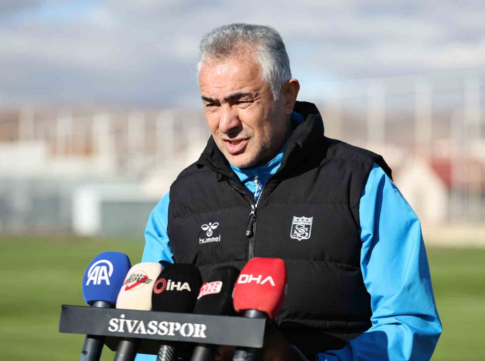 Sivasspor’da Mehmet Altıparmak’tan Kritik Açıklamalar: Üç Maçlık Final Serisi