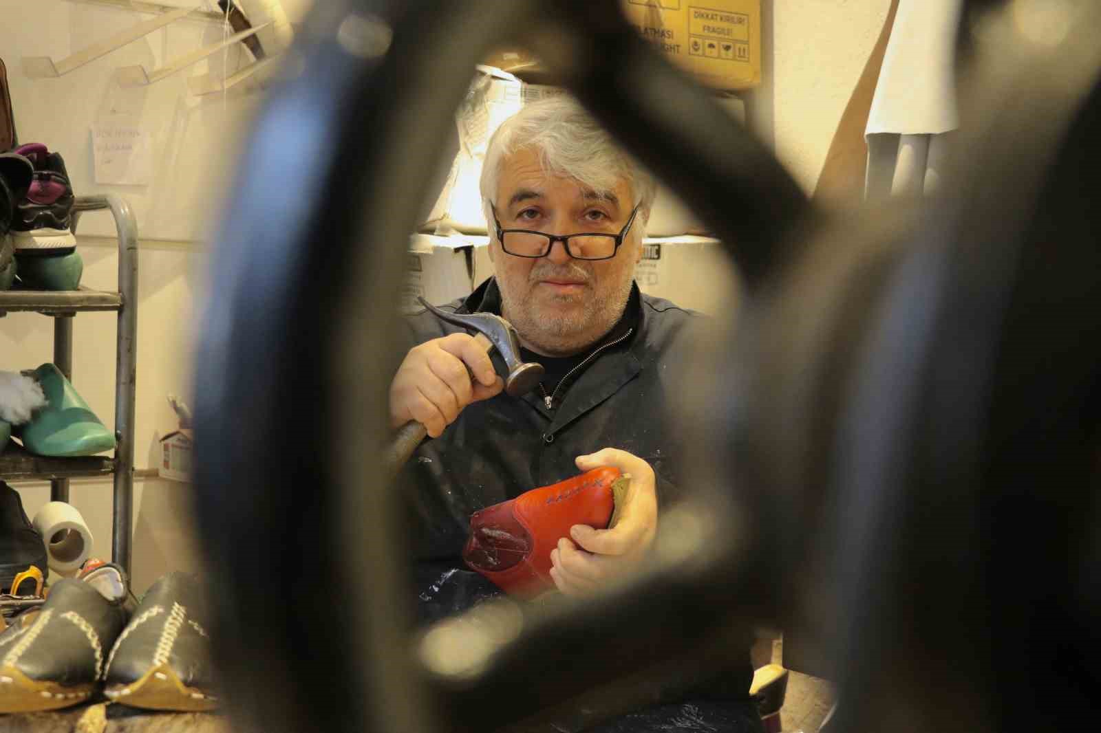 Sivas’ta Bir Zanaatkârın Yok Olan Mesleği Canlandırma Çabası