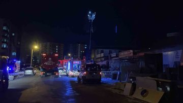 Sivas’ta Mobilya İmalathanesinde Yangın Alarmı