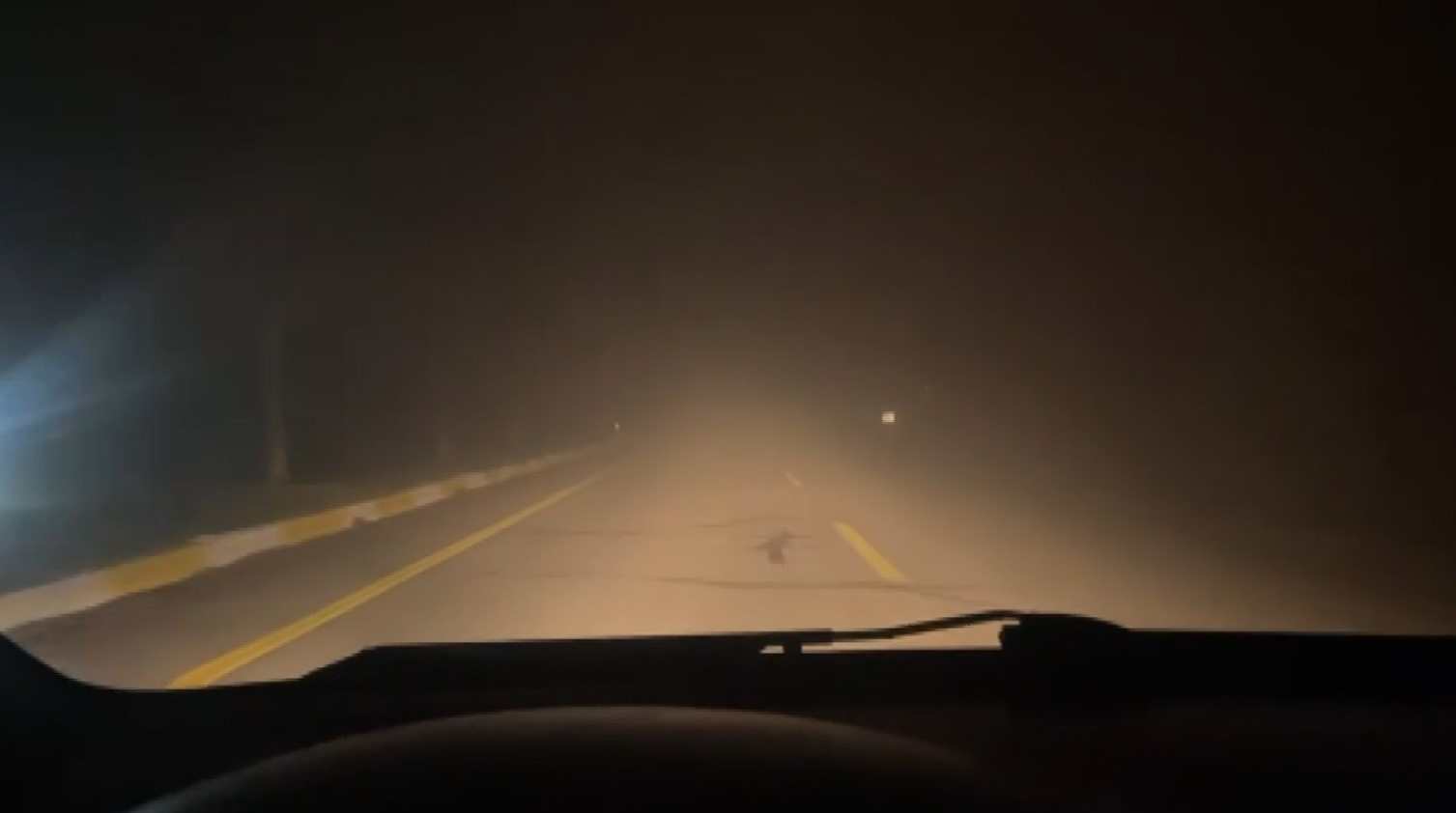 Sivas’ta Yoğun Sis Hava Trafiğini Sekteye Uğrattı