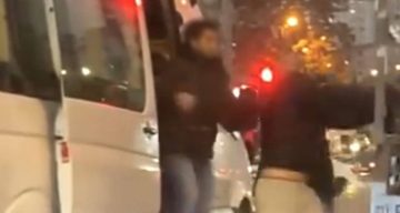 Ümraniye’de Yol Ortasında Kağıt Toplayıcıya Yumruklu Saldırı