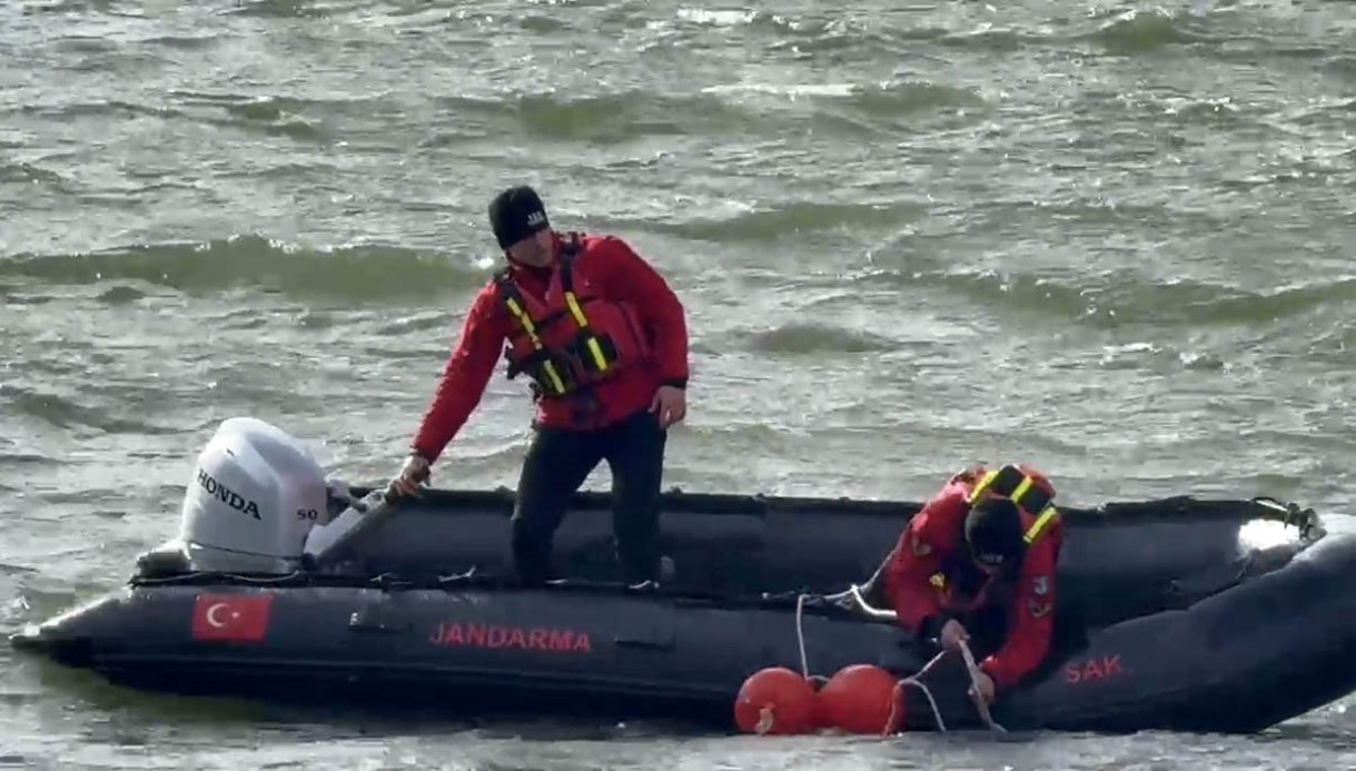 Balıkesir’de Kaybolan Elif Kumal İçin Arama Çalışmaları Sürüyor