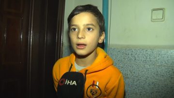 Bayrampaşa’da Küçük Kahraman: 10 Yaşındaki Ahmet Trafikte Ambulansın Geçişini Sağladı