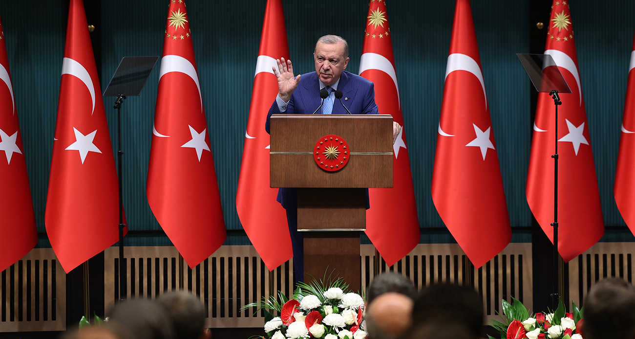 Cumhurbaşkanı Erdoğan, Bayrak Saldırısına Sert Tepki Gösterdi