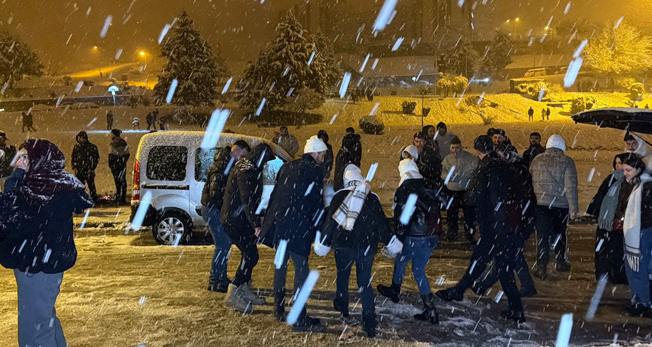 Düzce’de Kar Eğlencesi: Horon ve Halayla Karşılama