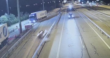 Edirne’de Alkollü Sürücünün Ters Yönde Neden Olduğu Korkunç Kaza: 2 Yaralı