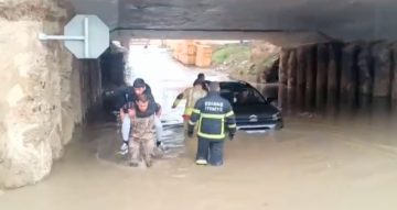 Edirne’de Sağanak Yağış Hayatı Olumsuz Etkiledi