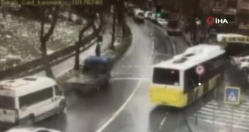 Esenler’de Kontrolünü Kaybeden İETT Otobüsü Otoparka Girdi