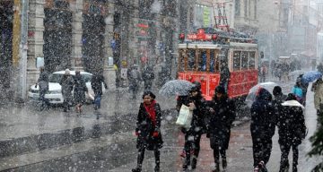 İstanbul’da Beklenen Olumsuz Hava Koşulları Sebebiyle Okullar Yarın Tatil