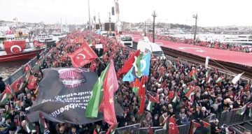 İstanbul’da Büyük Bir Kalabalık Filistin’e Destek İçin Toplandı