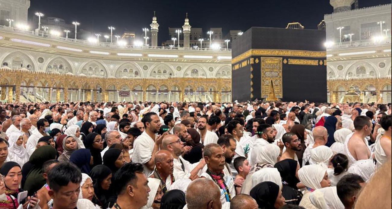 Kabe’de Rekor Yoğunluk: Umre Ziyaretçileri 12 Milyonu Aştı