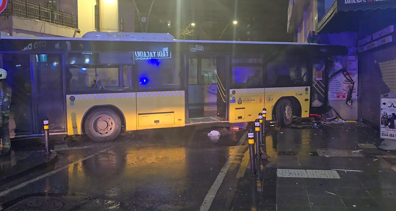 Kartal’da İETT Otobüsü Kontrolden Çıkarak Binaya Çarptı: 6 Yaralı