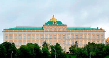 Kremlin’den Açıklama: ‘Trump ile Hemfikiriz, Zelenskiy Barışı Engelliyor’