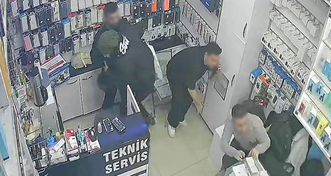 Sirkeci’de İşten Çıkarılan Kişi Eski İş Yerine Ateş Açtı