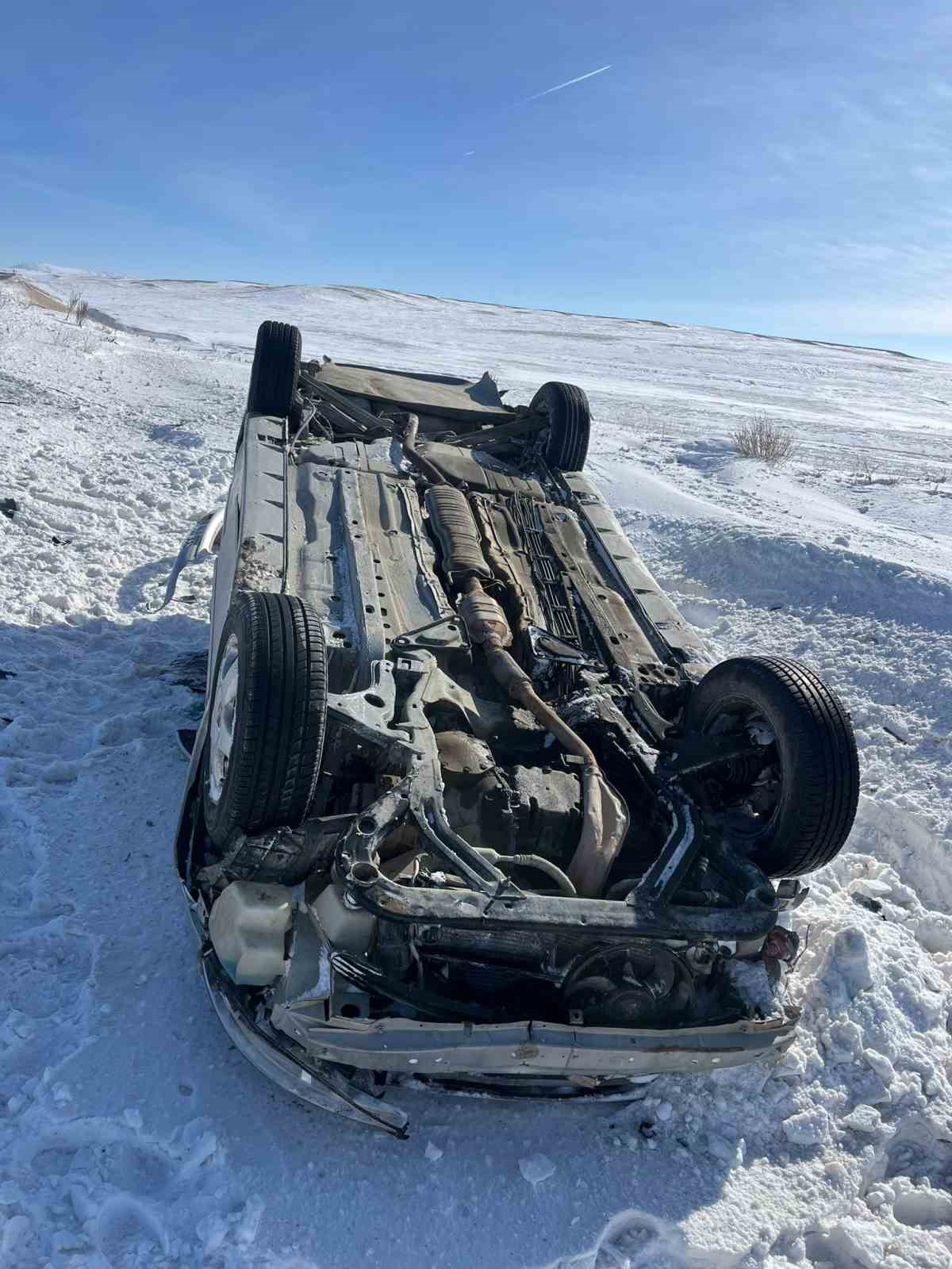 Sivas Kangal’da Meydana Gelen Trafik Kazasında 4 Kişi Yaralandı