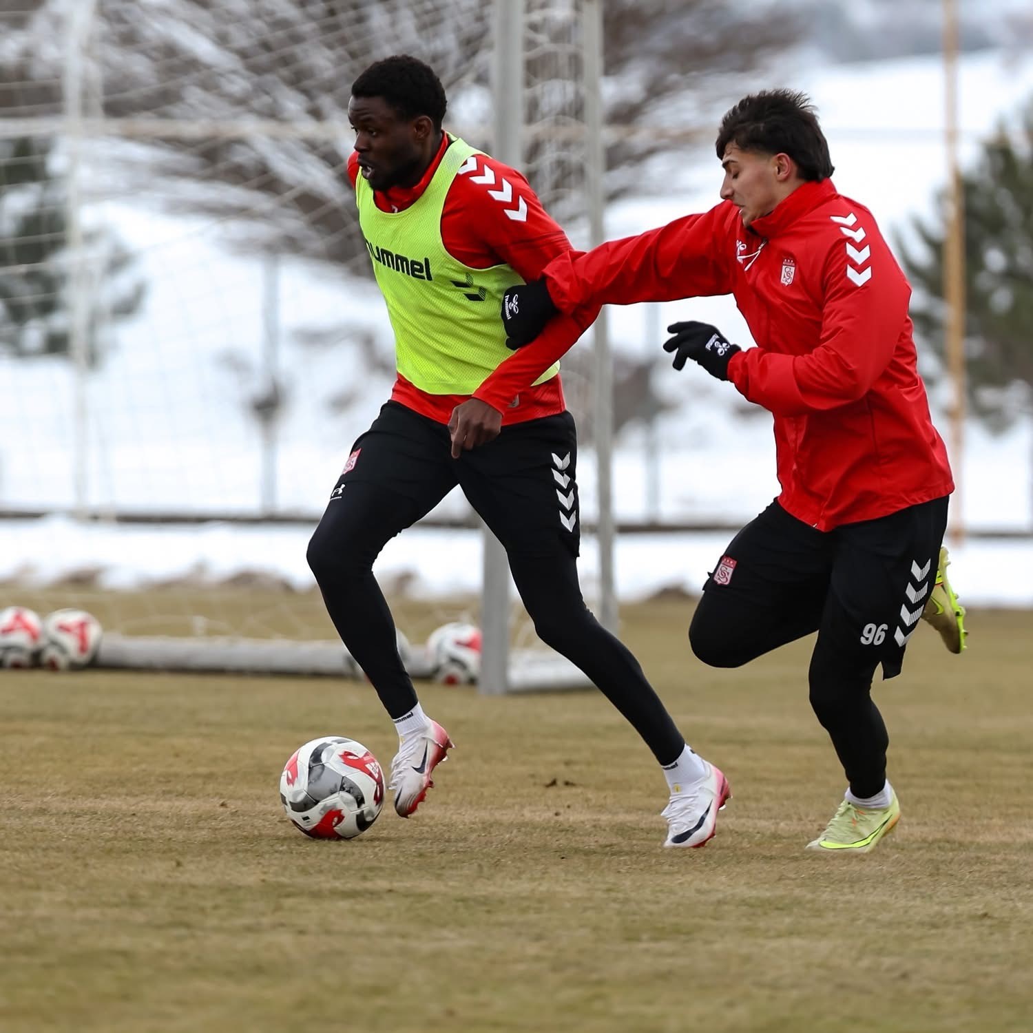 Sivasspor, Pendikspor Maçı İçin Kolları Sıvadı