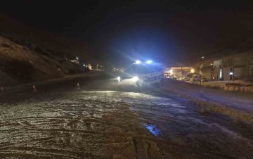 Sivas’ta Kış Şartları Etkisini Gösterdi: Kayseri-Malatya Yolu Kapandı