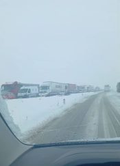 Sivas’ta Yoğun Kar Yağışı Nedeniyle Bazı Yollar Trafiğe Kapandı