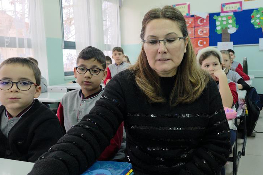 6 Şubat Deprem Anmaları: Bir Öğretmenin Gözünden Yaşananlar