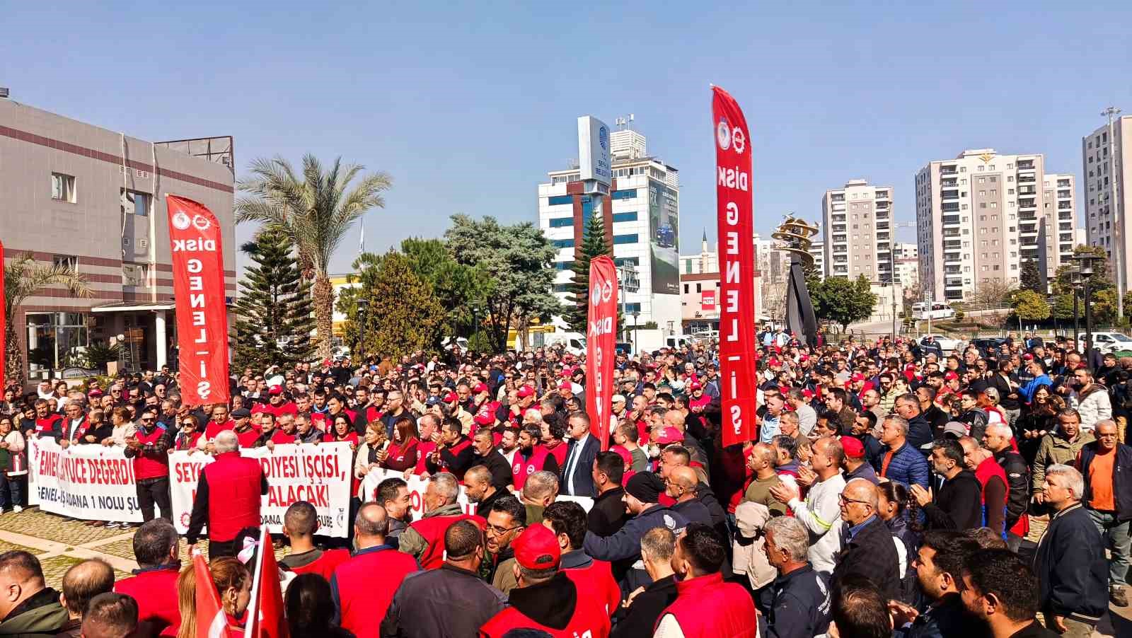 Adana Seyhan Belediyesi İşçilerinden Düşük Zam Oranına Büyük Tepki