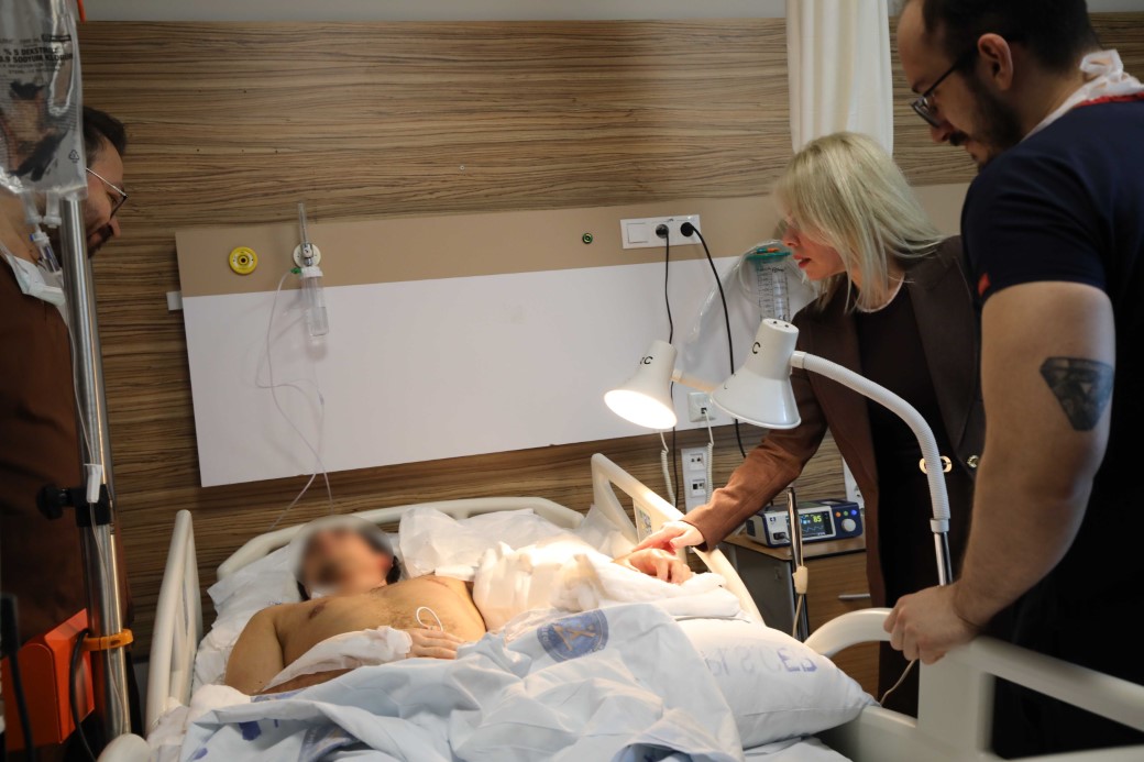 Antalya’da Kaza Sonrası Uzuvları Kopan Hastalar İçin 10 Saatlik Zorlu Operasyon