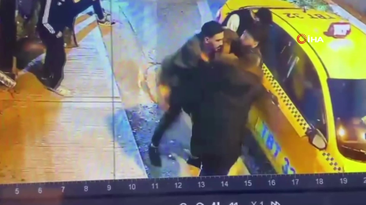 Avcılar’da Taksi Kavgası: Kapasite Uyarısı Kötü Bitti