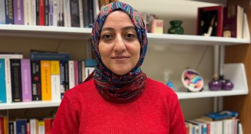 Başörtüsü Yasağı ve Akademik Başarı: Deniz Işıker Bedir’in Yolculuğu