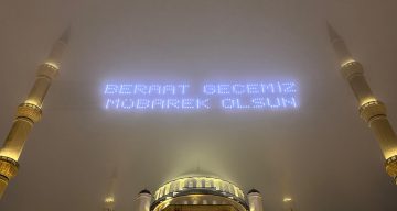 Berat Kandili Büyük Çamlıca Camii’nde Coşkuyla Kutlandı