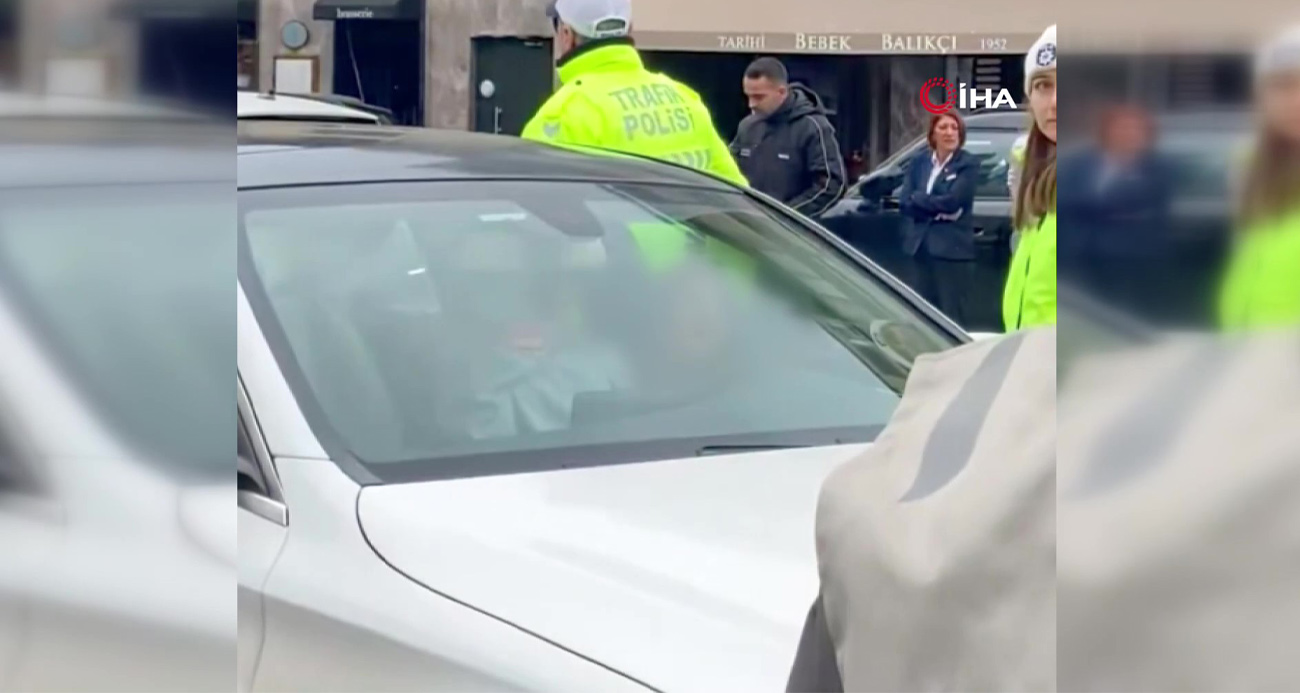 Beşiktaş’ta Trafikte Dans Gösterisi: Araçtan İnen Kadın Gözaltına Alındı