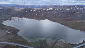 Bingöl Gölü’nde Yaşanan Doğa Mucizesi: Kuraklık Sonrası Yeniden Suyla Buluşma