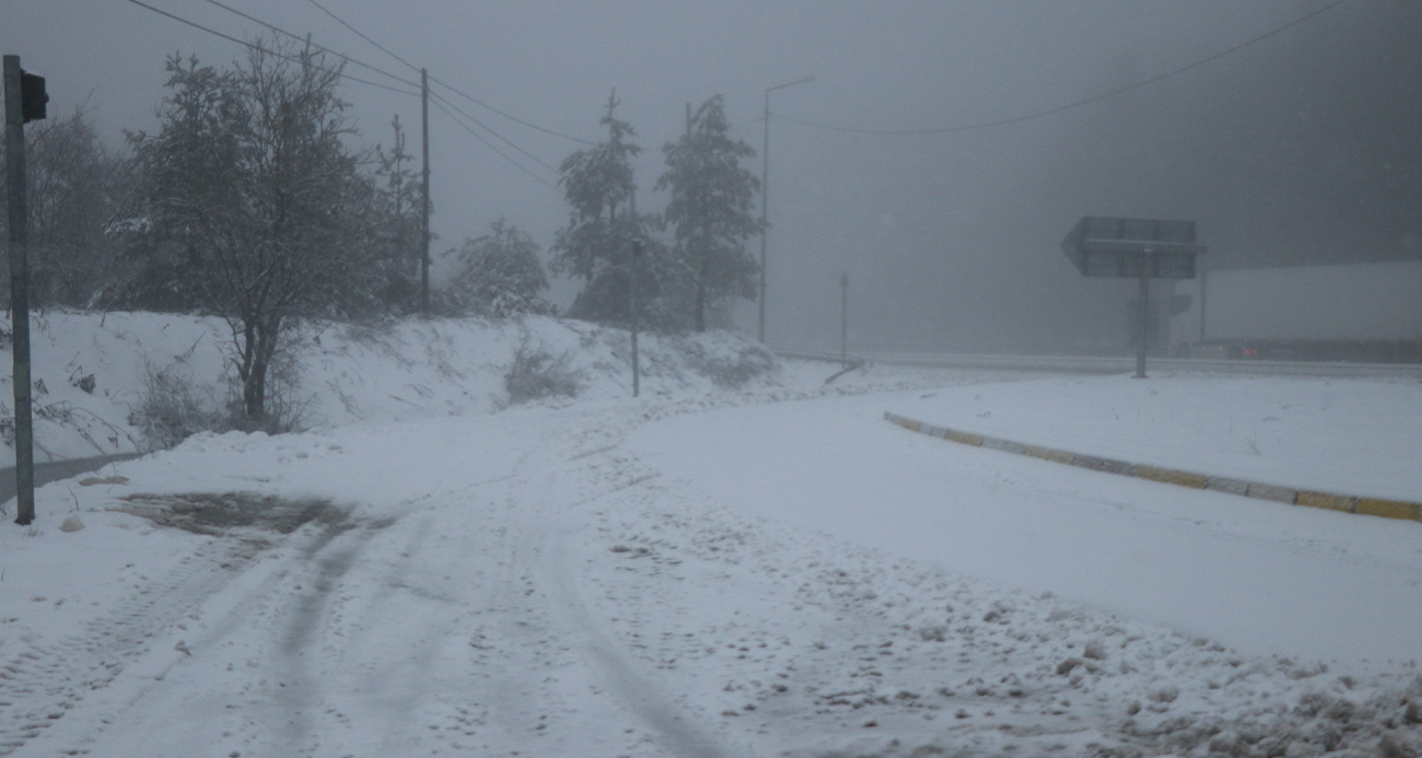 Bolu Dağı Kışa Teslim: Kar Kalınlığı 10 Santime Ulaştı