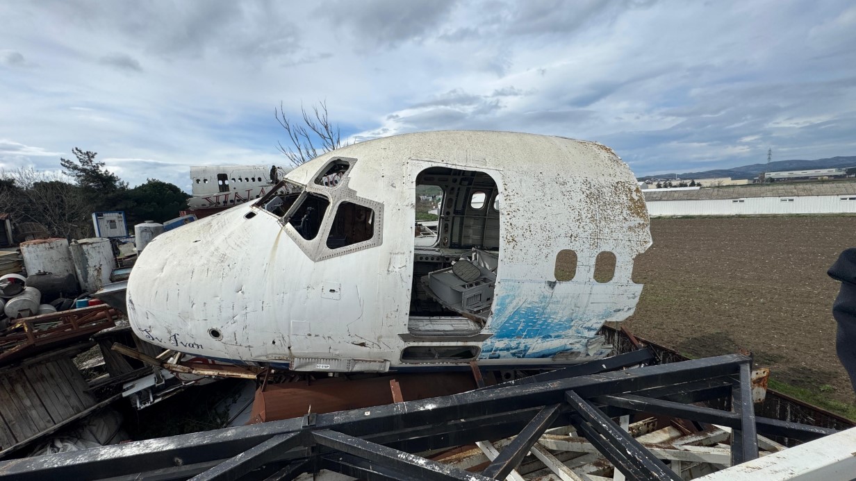 Bursa’da Hurdacıda Duran Boeing 747 Uçağı Göz Kamaştırıyor
