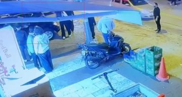 Denizli’de Kontrolden Çıkan Otomobil Dehşeti: Yaralılar ve Maddi Hasar