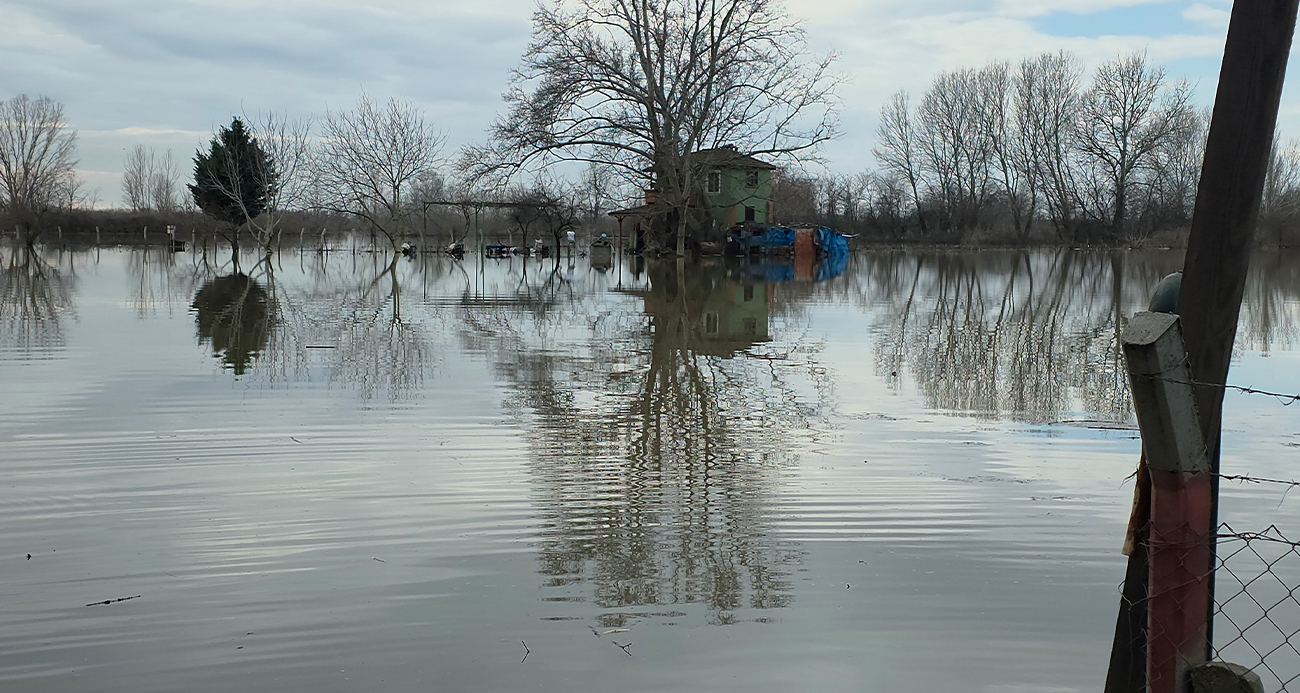 Edirne Nehirlerinde Su Seviyesi Düşüyor, Zararlar Devam Ediyor