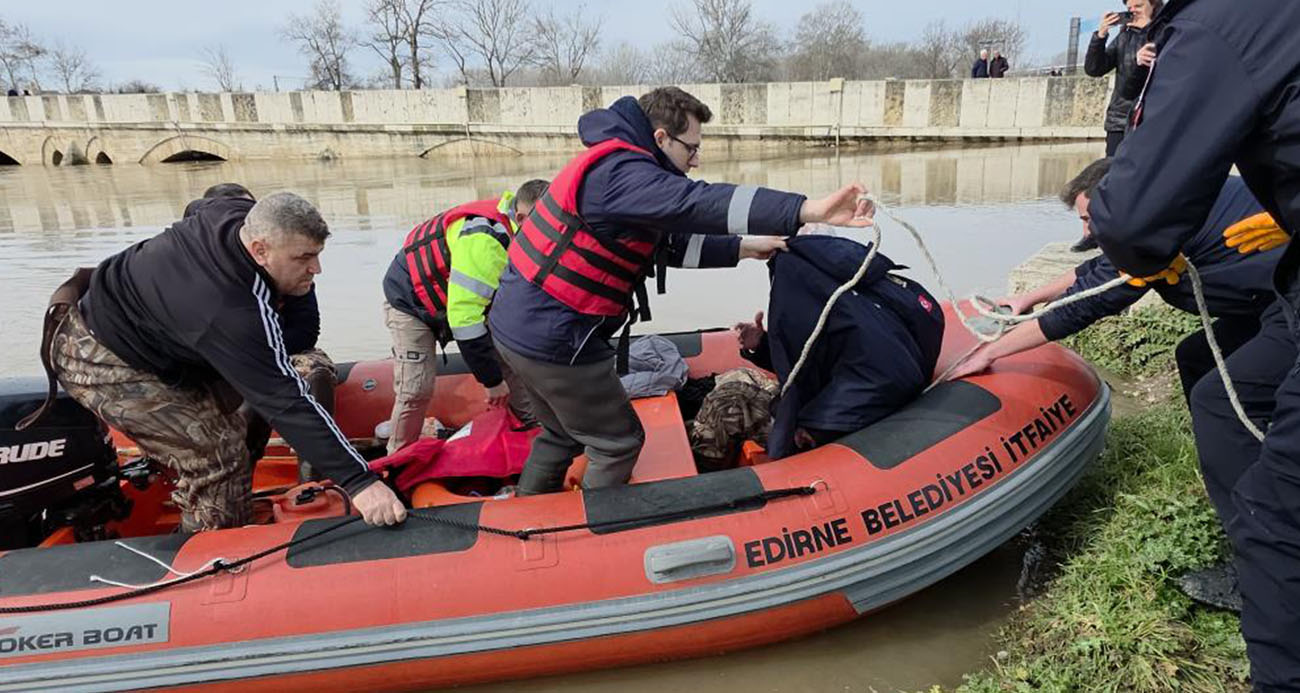 Eski Edirne Belediye Başkanı Hamit Sedefçi Sel Suları Arasından Kurtarıldı