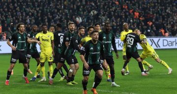 Fenerbahçe, Kocaelispor Karşısında Rahat Kazandı