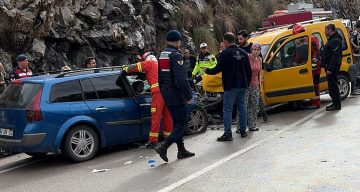 Fethiye’de Acı Trafik Kazası: Küçük Çocuk ve Babaannesi Yaşamını Yitirdi
