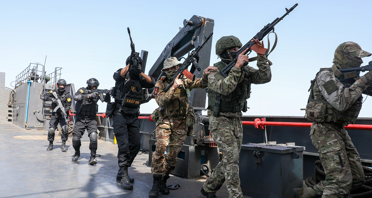 İran ve Rusya, Ortak Deniz Tatbikatını Başarıyla Gerçekleştirdi