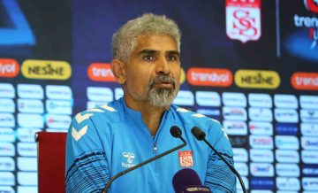 İsmet Taşdemir’in Galibiyet Sevinci: Sivasspor’un İlerleme Kaydettiği Bir Hafta