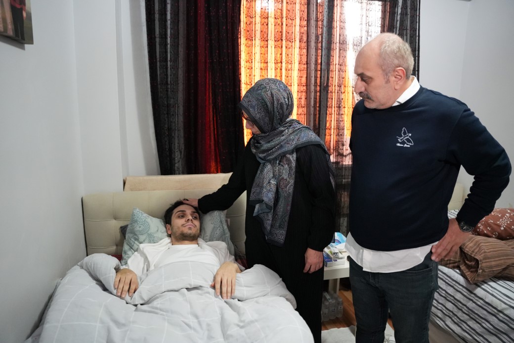 İstanbul Bağcılar’da Genç, Yardım Ederken Bıçaklandı