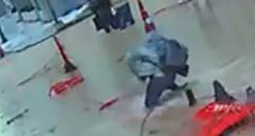 İzmir’de Şiddetli Sağanak ve Fırtına: Cadde ve Sokaklar Su Altında Kaldı