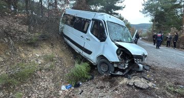 Karabük’te Minibüs Kazası: 17 Yabancı Öğrenci Yaralandı