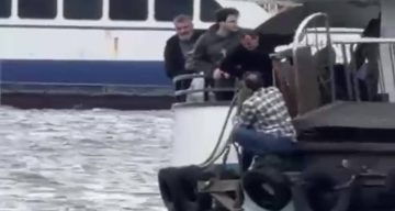 Karaköy’de Balıkçı Teknesi Kazası: Yolcu Vapuru Çarpması Sonucu Denize Düşen Kişi Kurtarıldı