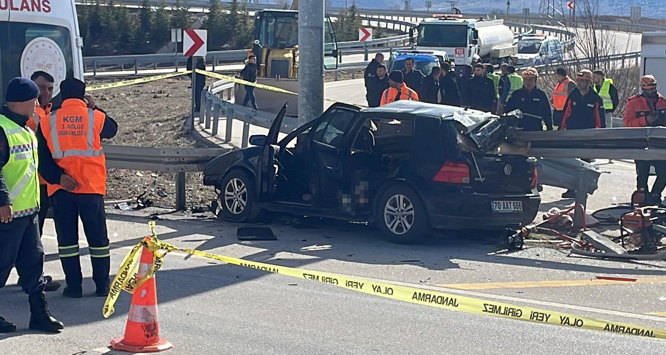 Karaman’da Aile Faciası: Trafik Kazası Anne ve Babayı Hayattan Kopardı, Küçük Kız Yaralı