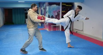 Kazada Ellerini Kaybeden Genç, Taekwondo ile Hayatını Yeniden Şekillendirdi