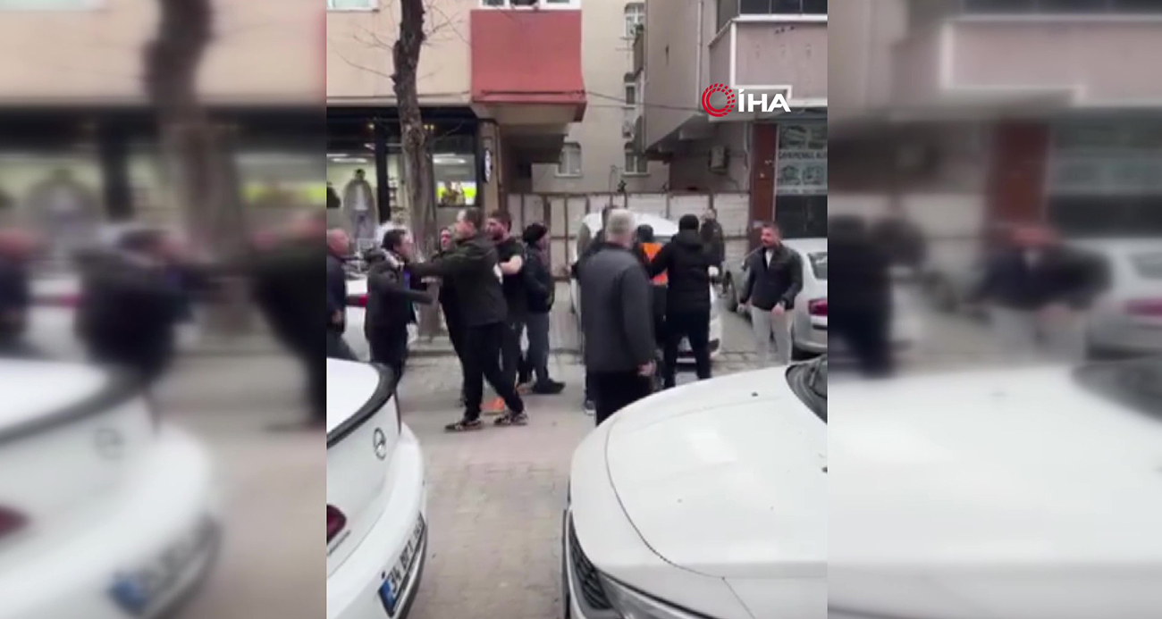 Küçükçekmece’de Park Yeri Anlaşmazlığı Tansiyonu Yükseltti: Olay Anı Görüntülendi